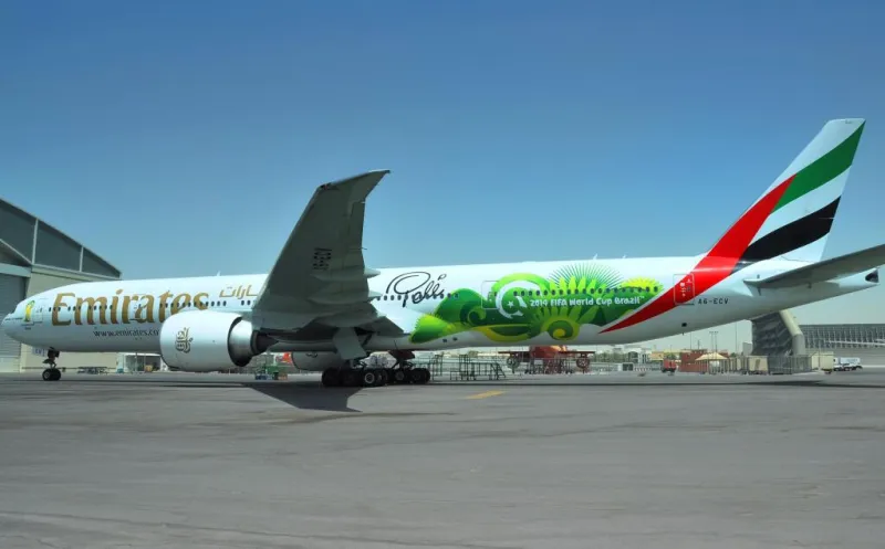 طيران الإمارات تنقل جمهور كأس العالم إلى البرازيل بـ”طائرة بيليه”