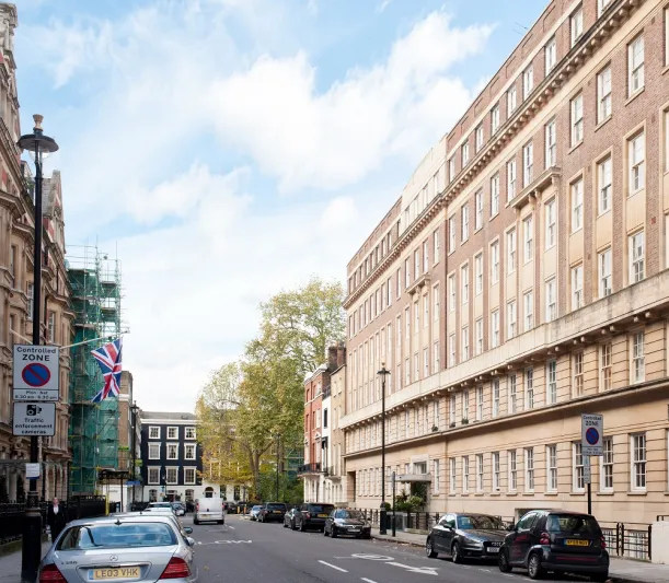 تخطط لشراء عقار لندني فاخر؟ هنا معلومات ستفيدك..