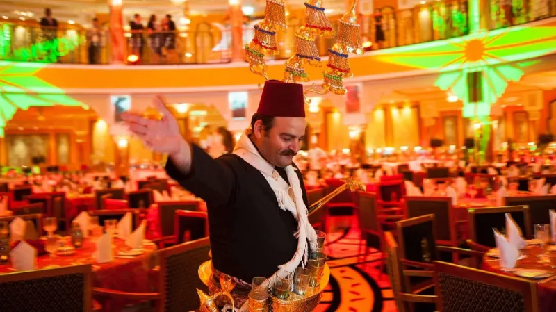 برج العرب وجهة رمضانية فخمة.. 