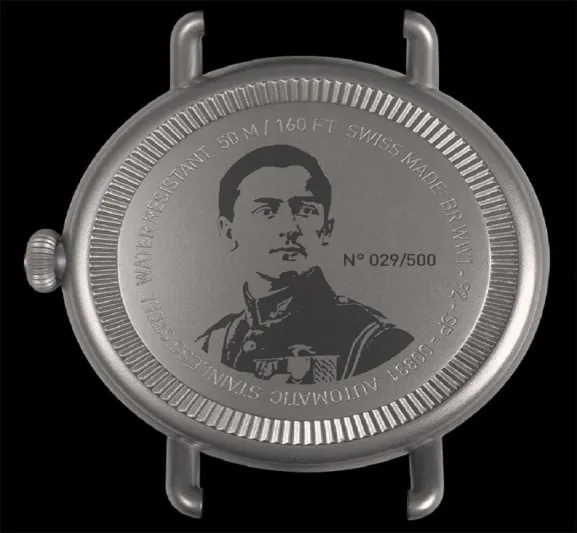 ساعة بيل أند روس تكرّم جورج غينيمار