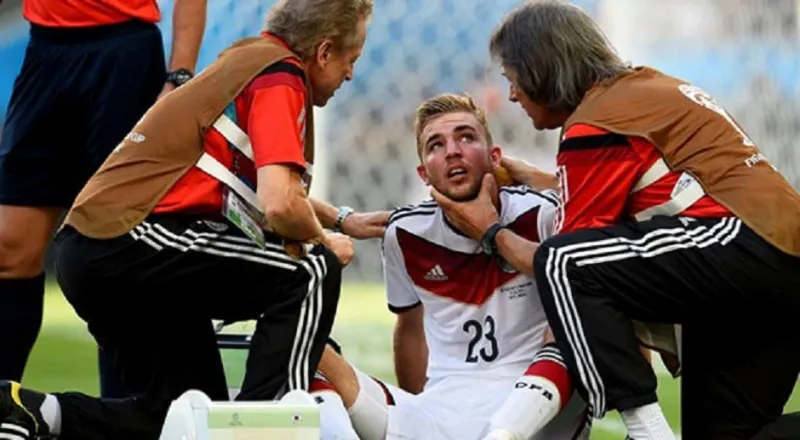 كوميديا المونديال.. لاعب ألماني فقد الذاكرة فنسي أنه في المباراة النهائية !