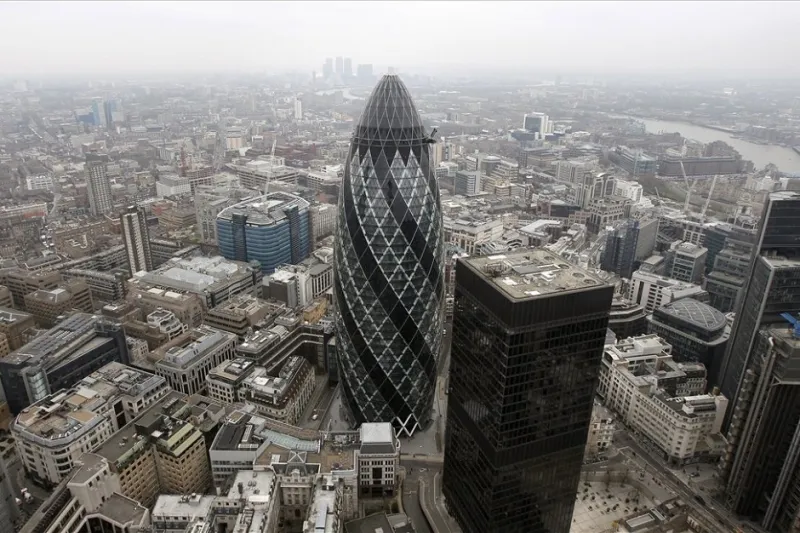 مقابل1.1 مليار دولار عرض أشهر ناطحة سحاب في لندن للبيع 