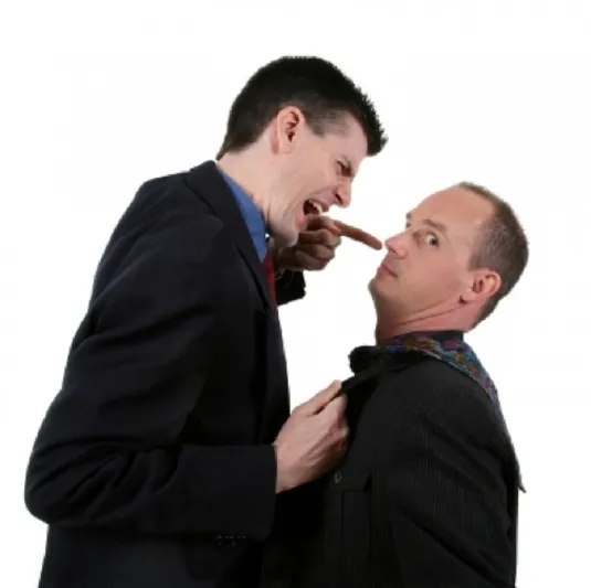 كيف نتقبّل وجود الأشخاص الذين لا تحب وجودهم ؟  