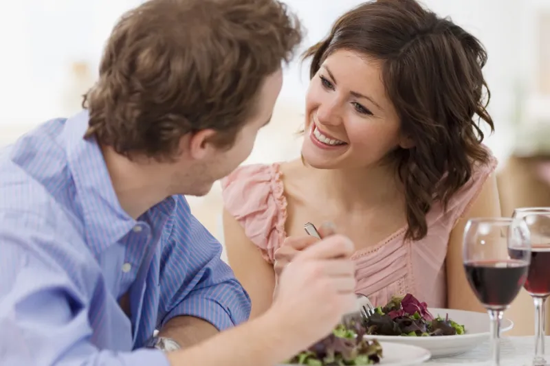 عزيزي الرجل...اليك اهم ١٢ نصيحة لتكون جذاباً في عيون النساء 