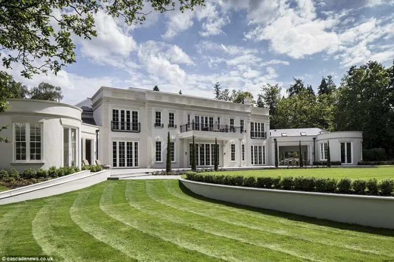 12 صورة لأغلى "قصر " فى بريطانيا   