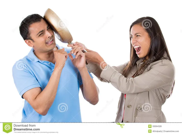 الشارقة: مشاجرة بين نساء ورجال بسبب "سيلفي"