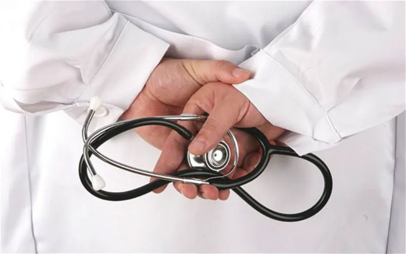 تغريم طبيبة سعودية 2.2 مليون ريال بسبب أخطاء طبية