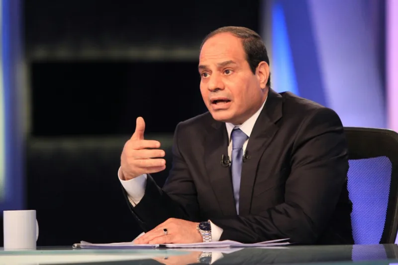  لأول مرة الرئيس المصرى عالق فى الازدحامات المرورية..بالصورة