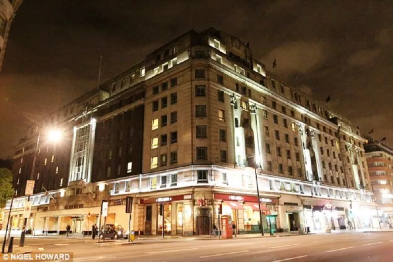 بريطاني يعترف بمهاجمة 3 شقيقات من الإمارات في لندن