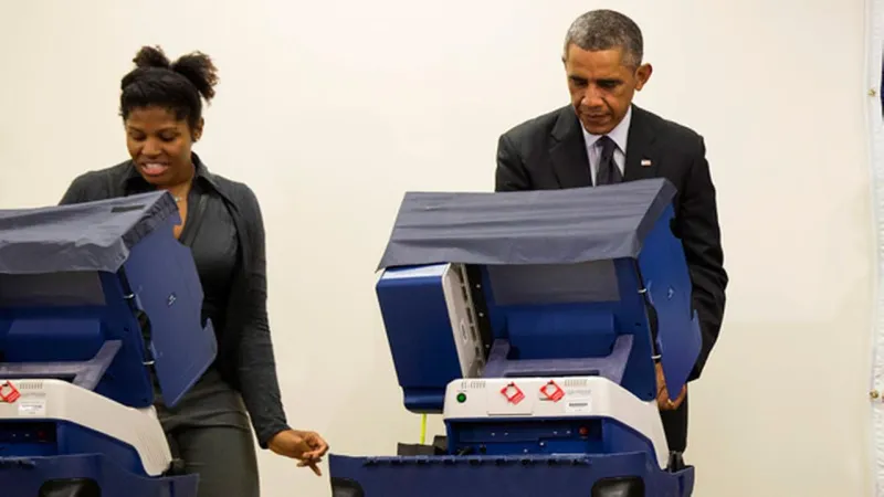 فيديو...أمريكي غيور يخاطب “أوباما”: لا تلمس صديقتي