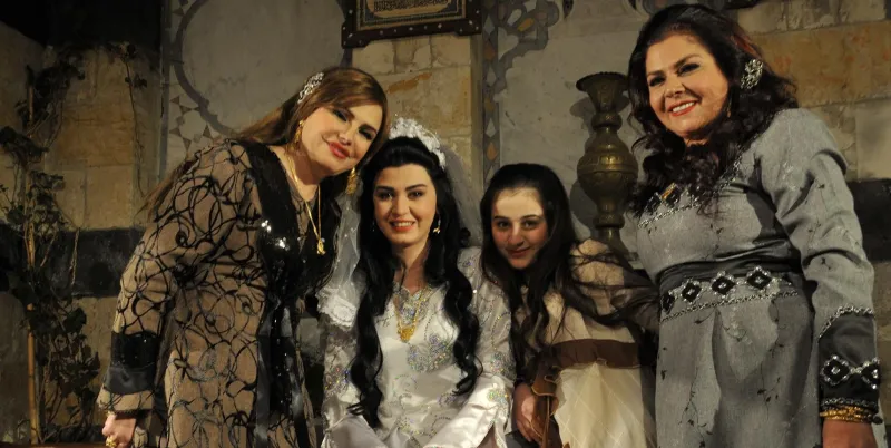 بالفيديو: شاهد أخطاء كارثية للمخرجين : من تيتانيك وحتى باب الحارة ..