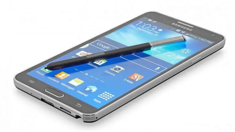 هل يأتي غلاكسي نوت٥ مع شاشة تاريخية 