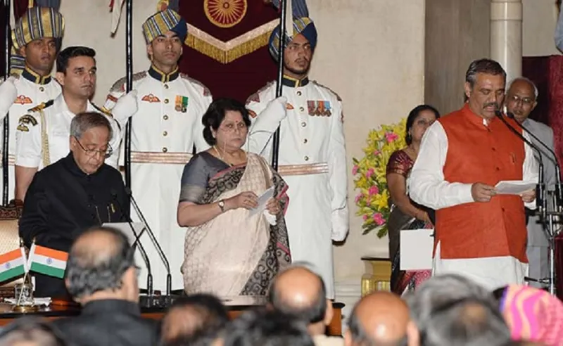 “فيجاي سامبالا” من سبّاك في السعودية إلى وزير في الهند