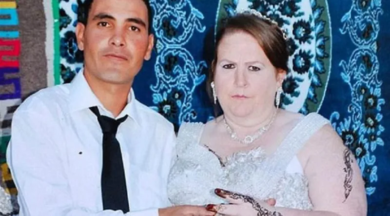 بالصور: جدة بريطانية تعتنق الإسلام بسبب "غرامها" بشاب تونسي