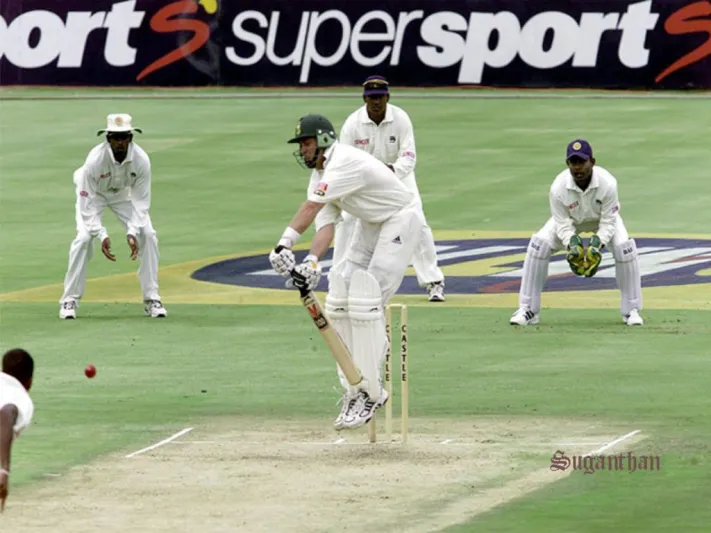 بالفيديو: لحظة مقتل لاعب كريكيت بعد إصابته بكرة فى رأسه!