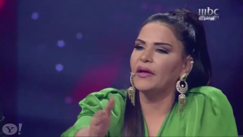 بالصور: ظهور نادر لشقيق احلام يظهر حجم الشبه بينهما