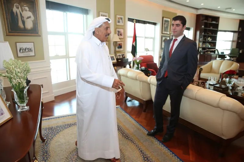 خلف الحبتور لـ "الرجل": أبني قصرا طائرا في الهواء