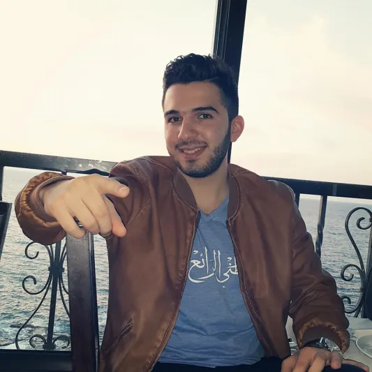 صور مسربة تشكك بأحقية حازم شريف بلقب أرب ايدل