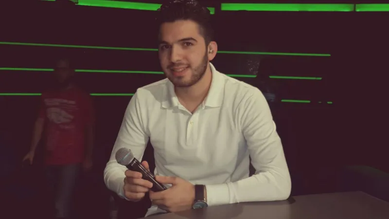 صور مسربة تشكك بأحقية حازم شريف بلقب أرب ايدل