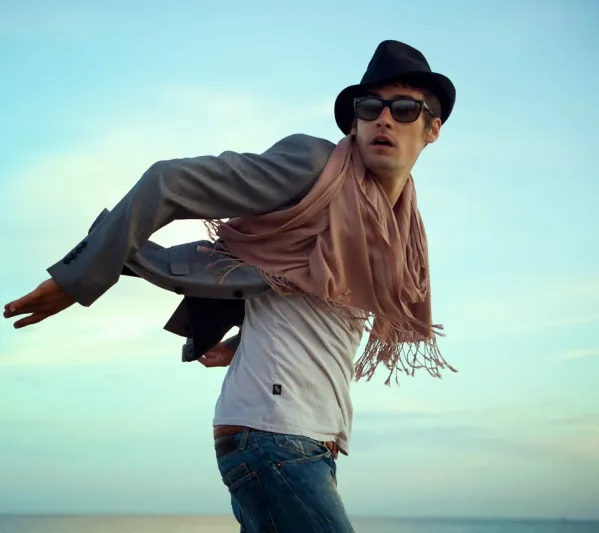 أخطاء موضة على الشباب التخلّي عنها