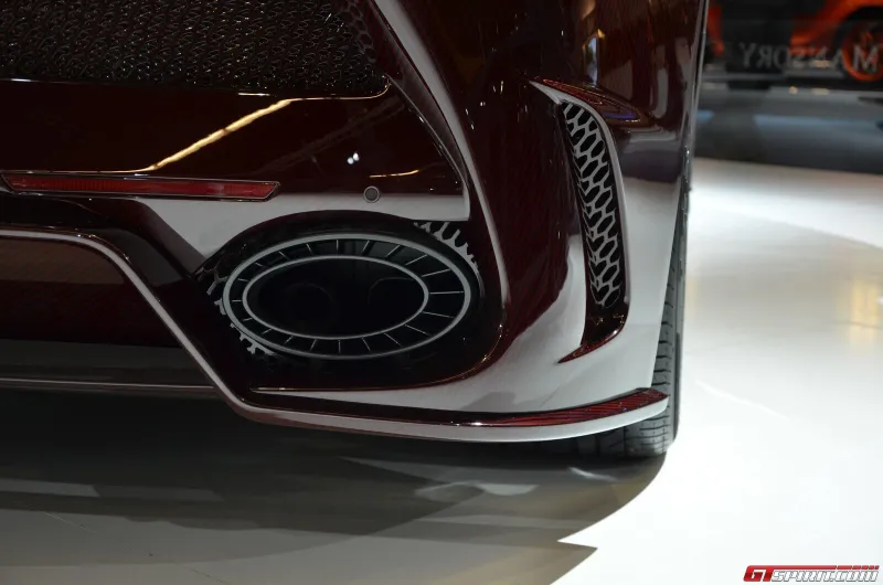 اندر نسخة فيراري في العالم يملكها سعودي ويتجول في دبي