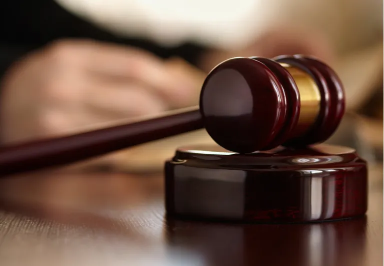 بعد 3 أيام من الزفاف.. مصرية تخلع زوجها