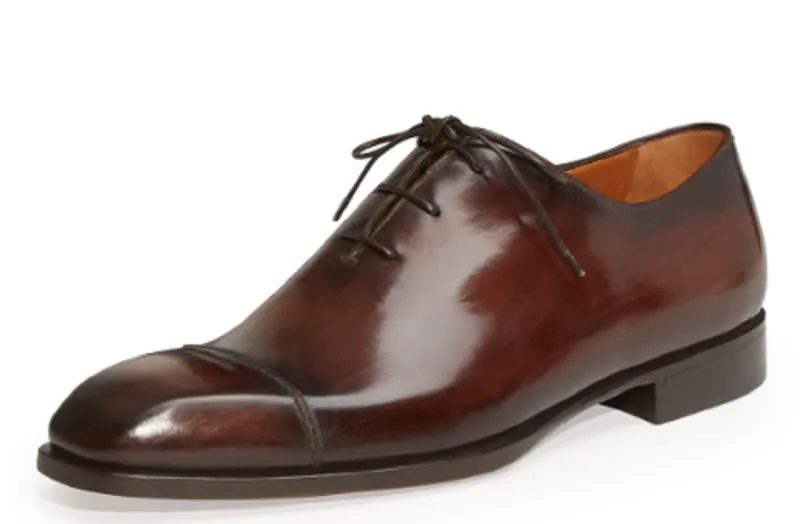 بيت الأزياء الإيطالي "بيرلوتي" ينطلق على موقع التسوق الإلكتروني