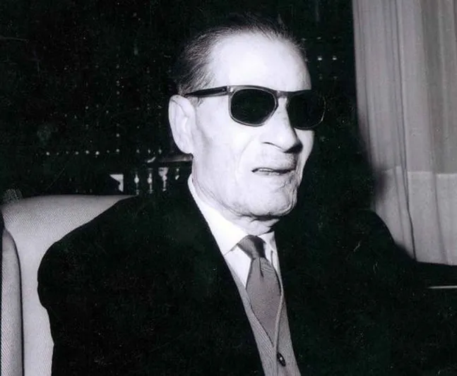 بالفيديو: لقاء تاريخي مع طه حسين مع نجوم الأدب و الفكر المصري