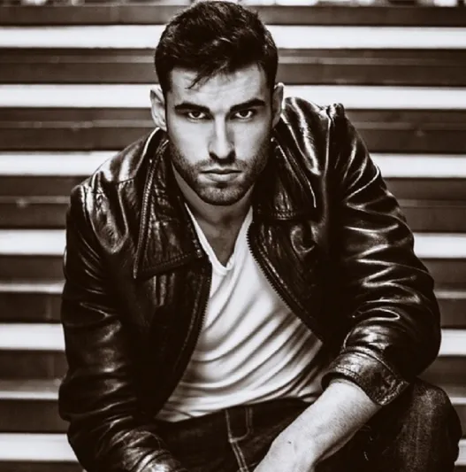 جندي إسباني أجمل رجل في العالم لعام 2014 .. صور  