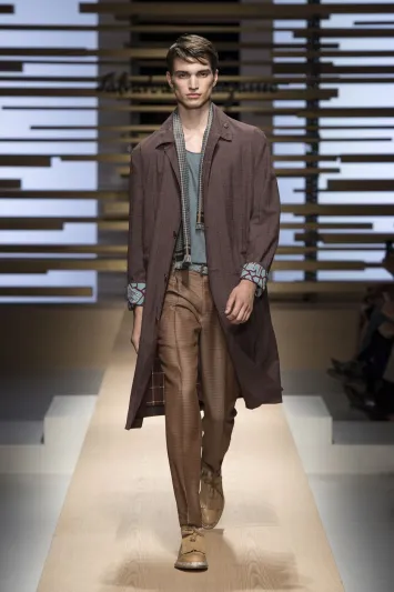 مجموعة ربيع/صيف 2015 للرجال من سلفاتوري فيراغامو