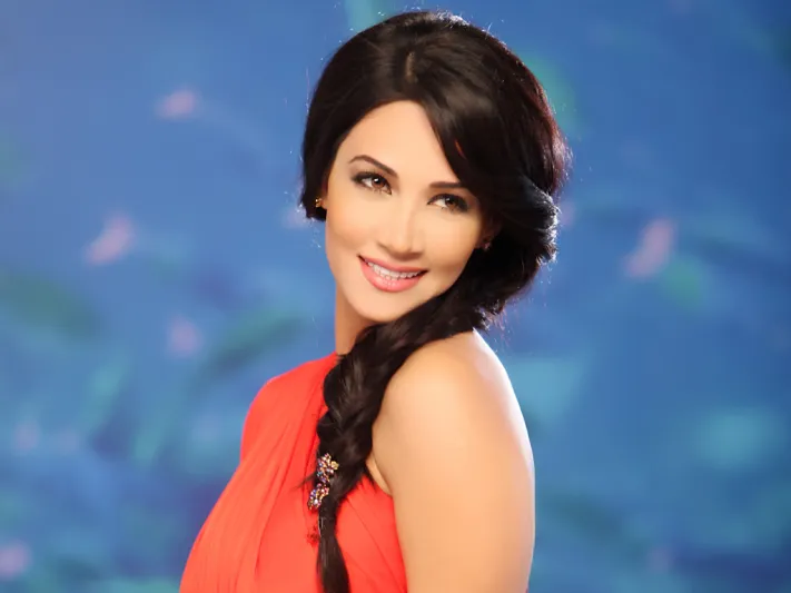 الساهر والجسمي وديانا حداد ونوال يلغون حفلاتهم بدبي لرحيل العاهل السعودي