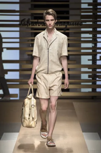 مجموعة ربيع/صيف 2015 للرجال من سلفاتوري فيراغامو