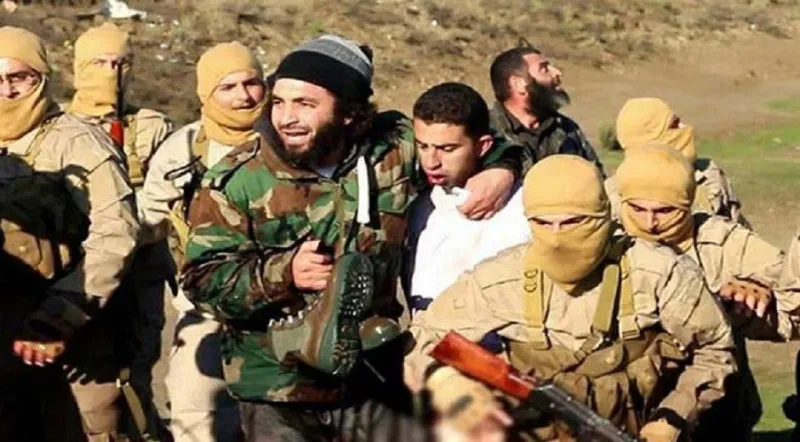 عشرون صورة لمعاذ الكساسبة شغلت اعلام العالم