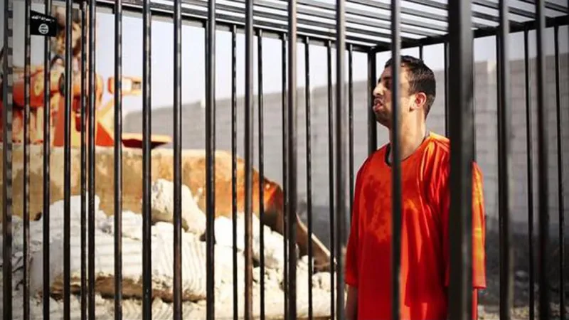 عشرون صورة لمعاذ الكساسبة شغلت اعلام العالم