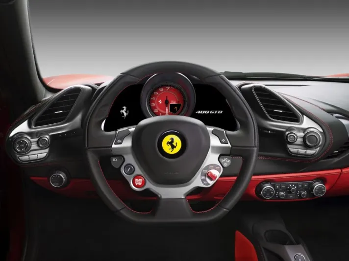 فيراري 488 GTB : قوّة هائلة لتجربة قيادة خارقة