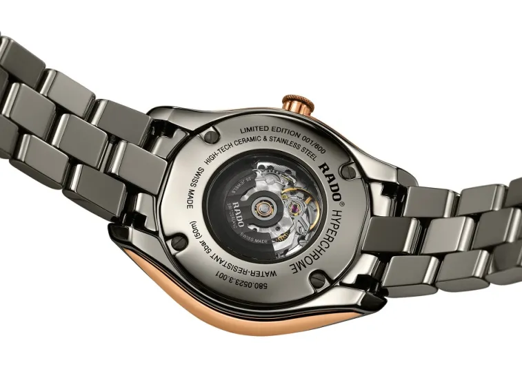 Rado HyperChrome ساعة تعيش معك مدى الحياة