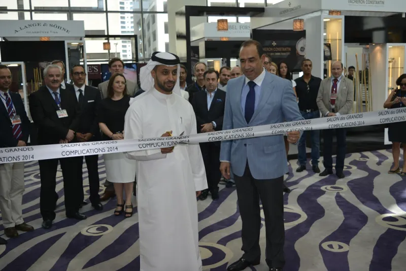 بحضور كبار المصنعين دبي تحتضن اول صالون للساعات الفاخرة