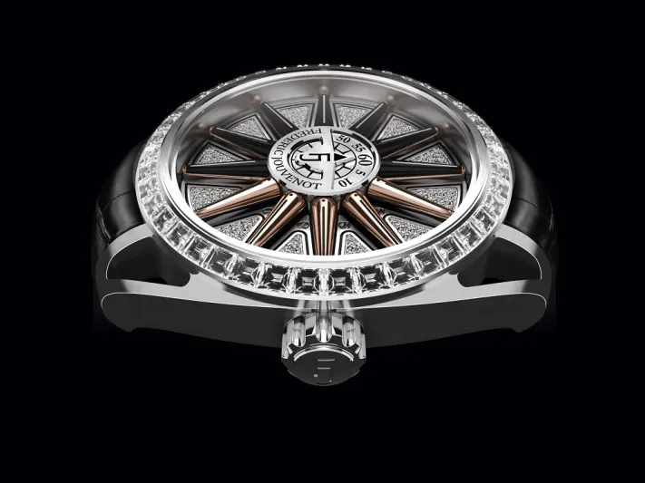 بحضور كبار المصنعين دبي تحتضن اول صالون للساعات الفاخرة