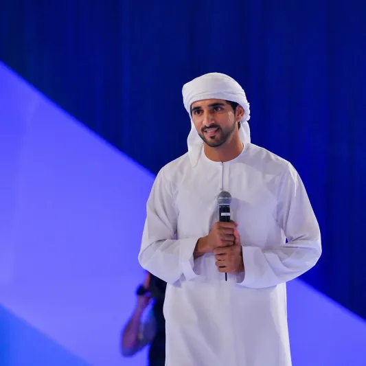 اضخم برنامج شعري اماراتي يختتم موسمه الثاني