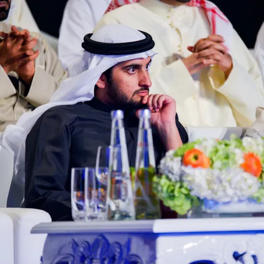 اضخم برنامج شعري اماراتي يختتم موسمه الثاني