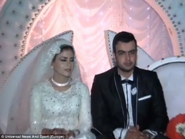  صور..زفاف مصري يرعب الحضور “بالسخرية من داعش”