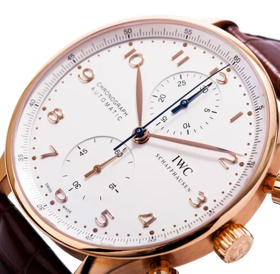 الكشف عن أجمل وأفخم 7 ساعات لعام 2015