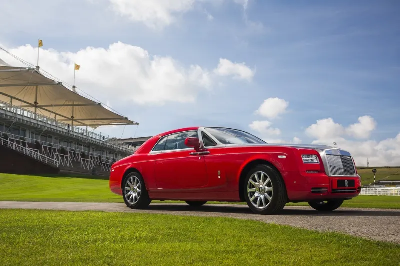 رولز-رويس تطلق "العاديات" المستوحاة  من عالم الفروسية 