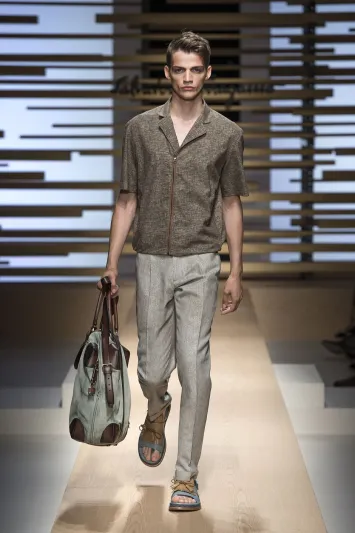 مجموعة ربيع/صيف 2015 للرجال من سلفاتوري فيراغامو