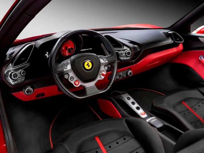 فيراري تكشف عن 488 GTB في المنطقة