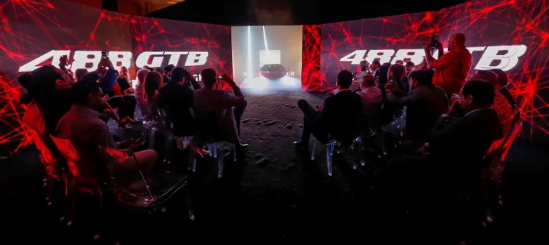فيراري تكشف عن 488 GTB في المنطقة