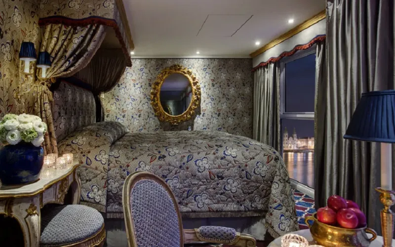 بالصور..هل هذه هي أغلى سفينة سياحية في العالم؟