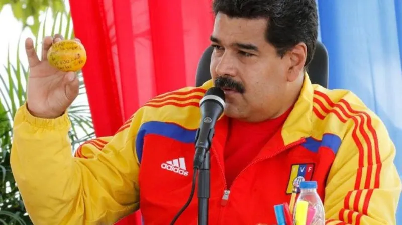 قذفت الرئيس بثمرة مانجو.. فمنحها شقة