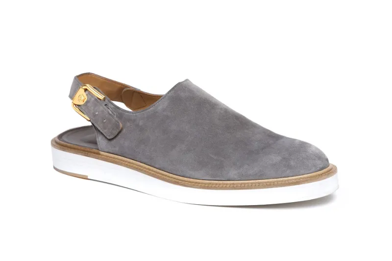 مجموعة فرساتشي الرجالية لموسم ربيع وصيف 2015