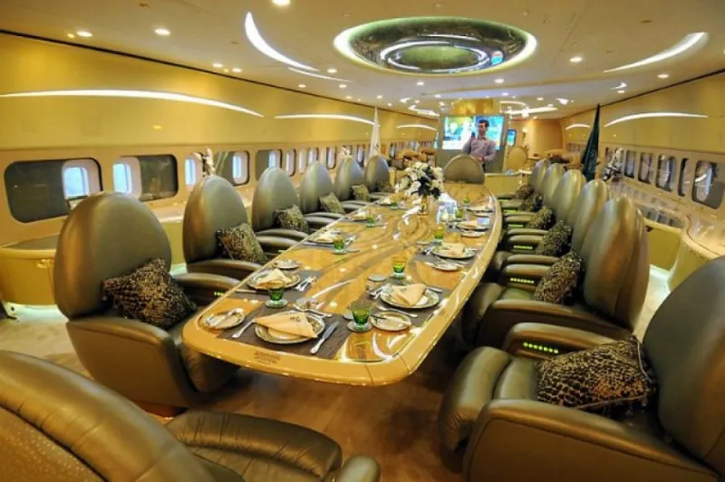 صور...أحدث طائرة لـ”الوليد بن طلال”